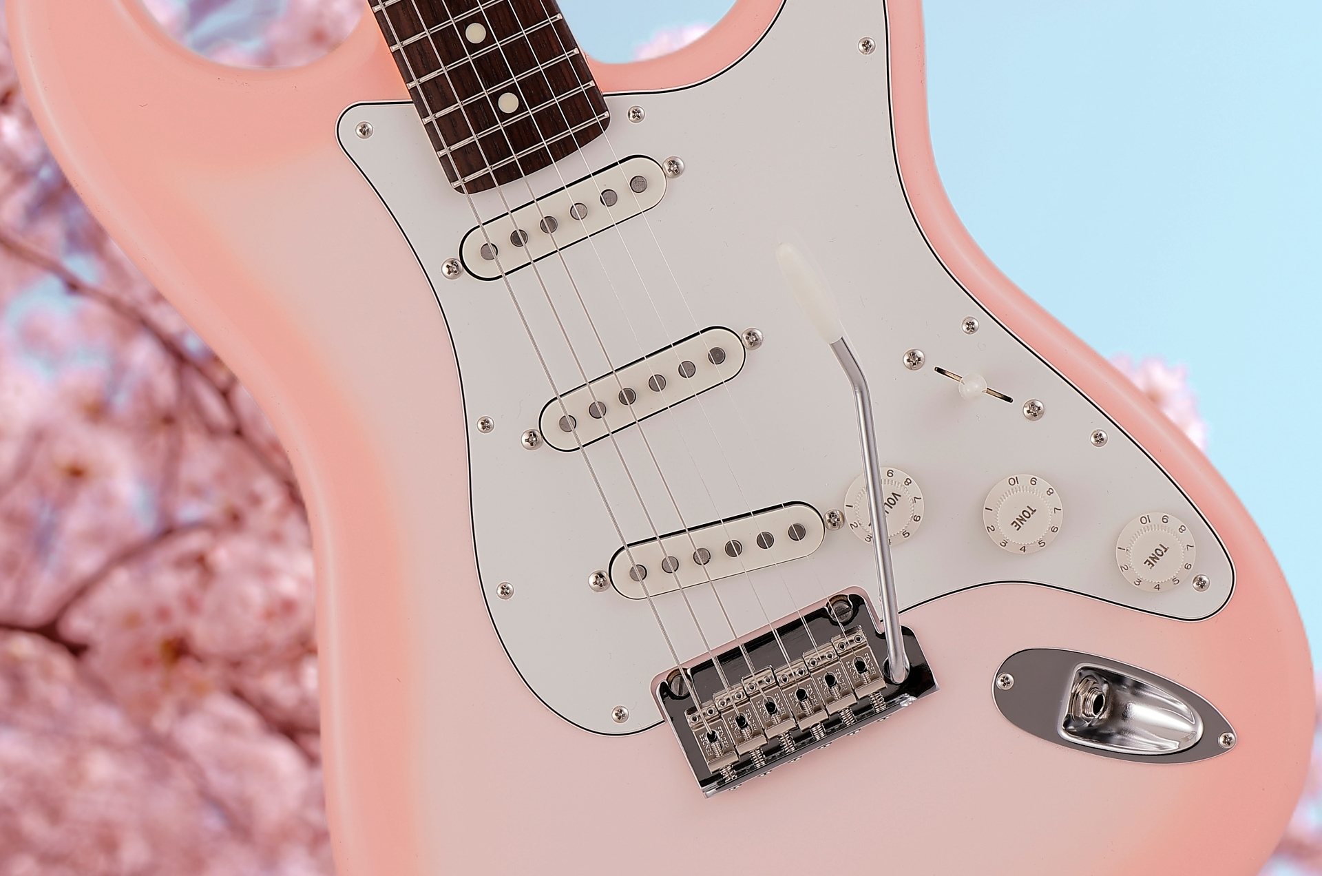 Fender Hybrid II Stratocaster Limited Run Sakuraburst: fabricada